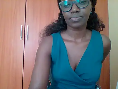 sexy darleen23 online show from June 19, 2026, 10:52 am