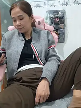 Xaoxang online show from February 10, 2025, 12:19 am