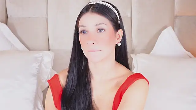 KiraKayleigh1 online show from March 8, 2025, 8:14 pm