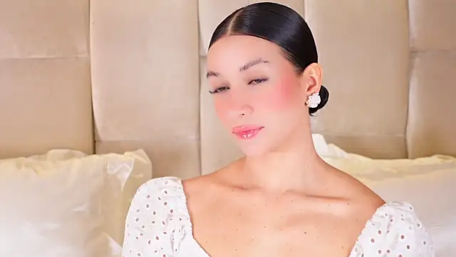 KiraKayleigh1 online show from December 19, 2025, 12:28 am