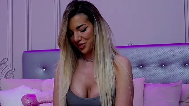 ClaraHazel online show from March 18, 2025, 2:36 am