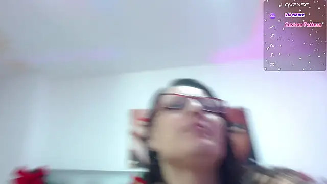 Snapshot of horny-juliette chatting on December 25, 2024, 9:22 pm horny-juliette online show from December 25, 2024, 9:22 pm