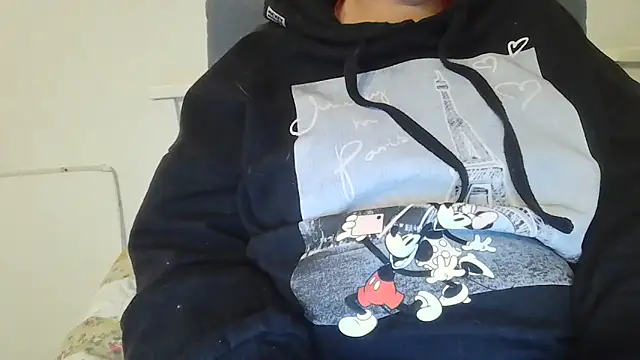 Snapshot of parismira chatting on December 5, 2024, 6:11 pm parismira online show from December 5, 2024, 6:11 pm