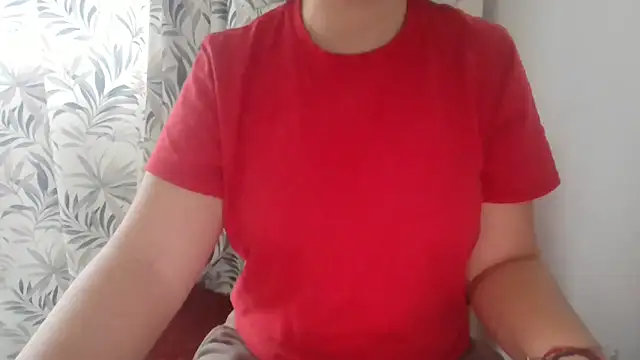 Snapshot of parismira chatting on December 22, 2024, 10:28 am parismira online show from December 22, 2024, 10:28 am