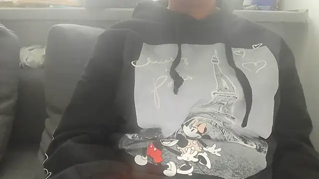 Snapshot of parismira chatting on November 24, 2025, 1:11 pm parismira online show from November 24, 2025, 1:11 pm