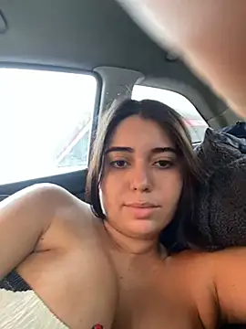 Snapshot of Tara__Sexy chatting on February 2, 2025, 3:39 pm Tara Sexy online show from February 2, 2025, 3:39 pm