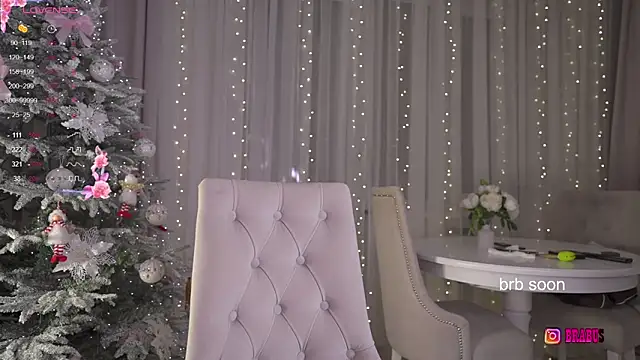 Snapshot of _Moon__Shine_ chatting on January 16, 2026, 12:25 am Moon Shine online show from January 16, 2026, 12:25 am