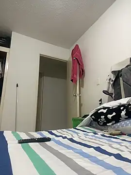 nurse desi sexlove online show from April 16, 2026, 10:01 pm