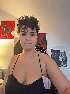 Snapshot of rafamarianoofc chatting on November 17, 2025, 12:55 pm rafamarianoofc online show from November 17, 2025, 12:55 pm