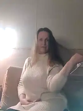 Evelina cute online show from December 23, 2024, 6:05 pm