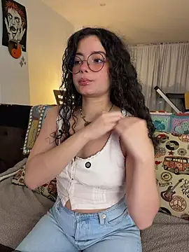 Antoniart  online show from March 19, 2026, 3:21 am