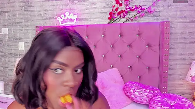 IsabellaBromsS online show from February 28, 2025, 8:28 pm