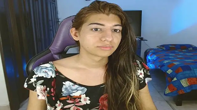 engielphoenis14 online show from July 4, 2026, 11:33 pm