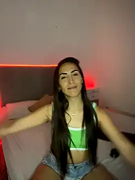 alessandra-a online show from December 1, 2024, 8:20 pm