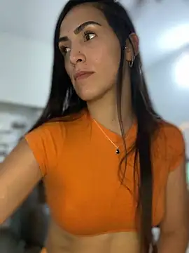 alessandra-a online show from January 22, 2025, 10:15 pm