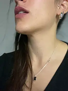 alessandra-a online show from March 16, 2025, 8:21 pm