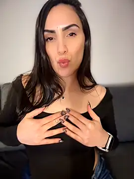 alessandra-a online show from July 2, 2026, 3:17 am