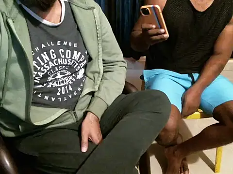 Snapshot of indianbull2023 chatting on December 23, 2025, 7:06 am indianbull2023 online show from December 23, 2025, 7:06 am