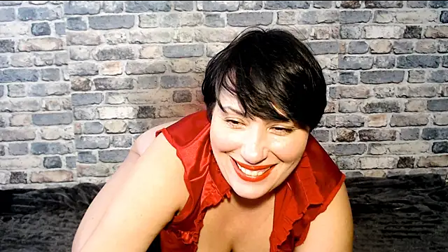 Snapshot of moly_rushh chatting on March 22, 2026, 11:35 am moly rushh online show from March 22, 2026, 11:35 am