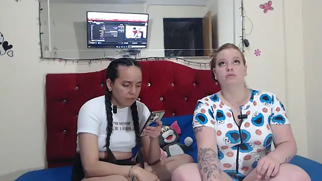 Snapshot of Lola_barbara chatting on January 5, 2025, 3:22 am Lola barbara online show from January 5, 2025, 3:22 am