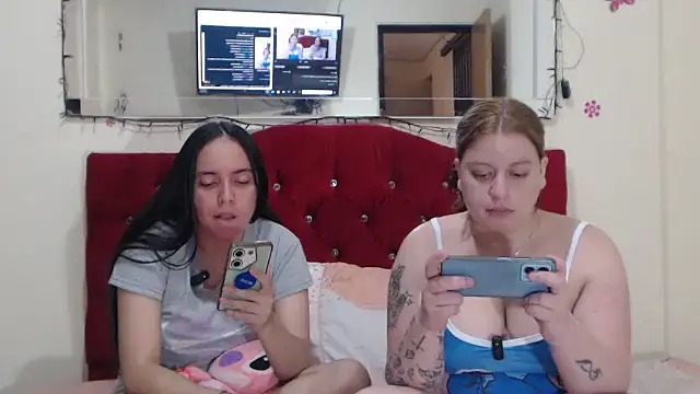 Snapshot of Lola_barbara chatting on January 10, 2025, 8:15 pm Lola barbara online show from January 10, 2025, 8:15 pm