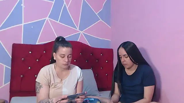 Snapshot of Lola_barbara chatting on January 10, 2026, 12:12 am Lola barbara online show from January 10, 2026, 12:12 am