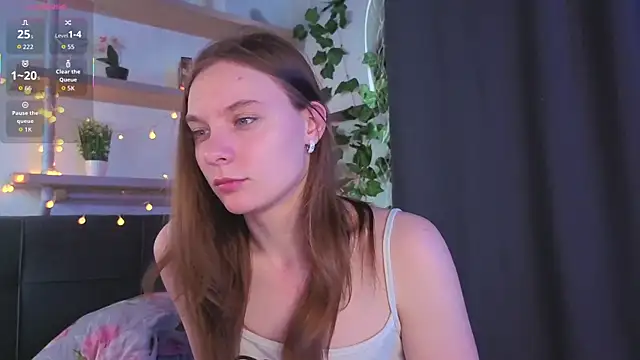 NaokoStifel online show from April 5, 2026, 1:03 am