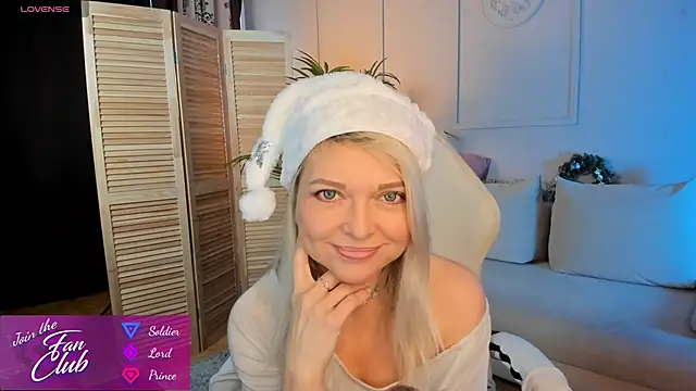 Snapshot of Gloria_Lovely chatting on December 30, 2024, 10:53 am Gloria Lovely online show from December 30, 2024, 10:53 am