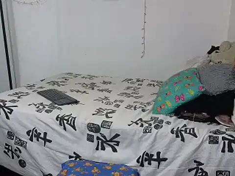 charlotte 077 online show from March 17, 2025, 9:55 am