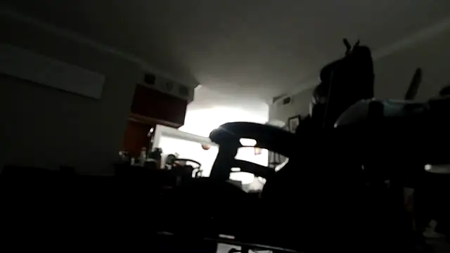 Snapshot of choco-sexo@xh chatting on October 21, 2025, 8:20 pm choco-sexoxh online show from October 21, 2025, 8:20 pm