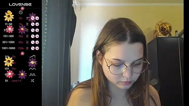 Snapshot of Boni_NeLL__ chatting on March 8, 2025, 11:16 am Boni NeLL online show from March 8, 2025, 11:16 am