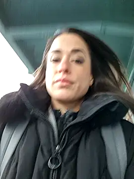 Snapshot of LydiaMaus96 chatting on February 11, 2025, 2:46 pm LydiaMaus96 online show from February 11, 2025, 2:46 pm