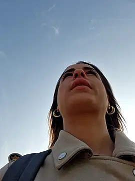 Snapshot of LydiaMaus96 chatting on March 9, 2025, 2:10 pm LydiaMaus96 online show from March 9, 2025, 2:10 pm