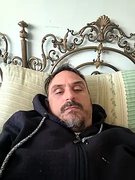 italovene online show from October 27, 2025, 7:45 am