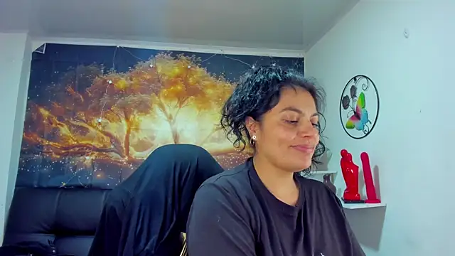 Lust Mom41 online show from December 14, 2024, 10:28 pm