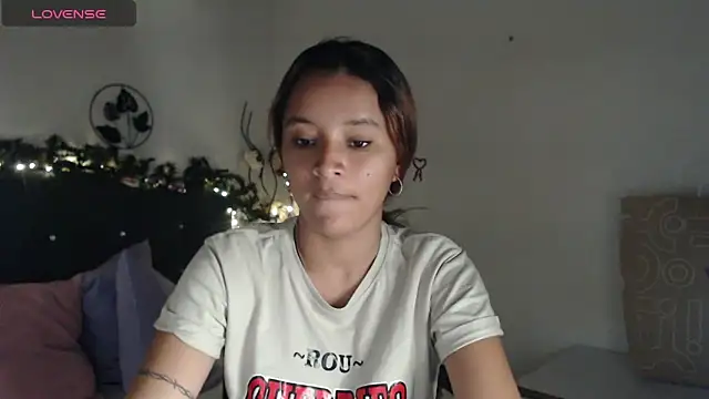 mia sweetdc online show from December 9, 2024, 6:46 pm