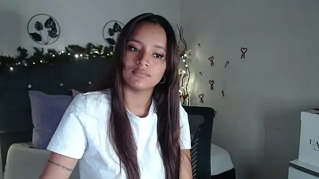 mia sweetdc online show from December 21, 2024, 8:54 pm