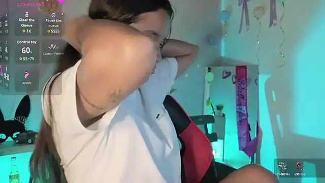 mia sweetdc online show from September 16, 2025, 7:04 pm