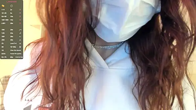 crystal lilith online show from March 14, 2025, 4:40 pm