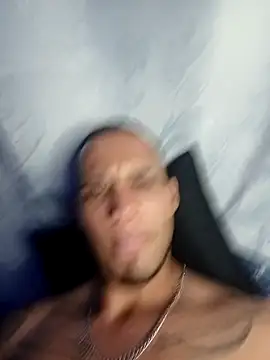 MagnusFrost online show from February 26, 2025, 5:20 am