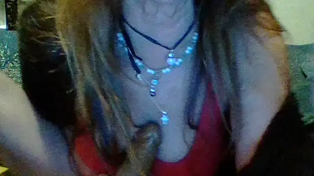 gildamilf online show from March 20, 2026, 6:35 pm