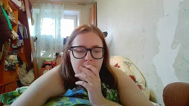 DesireMelissa online show from December 15, 2025, 6:50 am