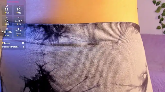 Amypond   online show from March 5, 2025, 8:53 pm