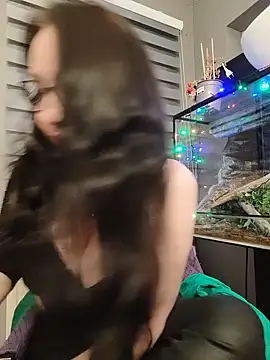 CamilleDesire online show from December 4, 2025, 4:59 pm