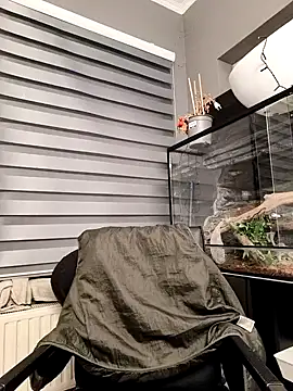 Snapshot of CamilleDesire chatting on January 18, 2026, 4:55 pm CamilleDesire online show from January 18, 2026, 4:55 pm