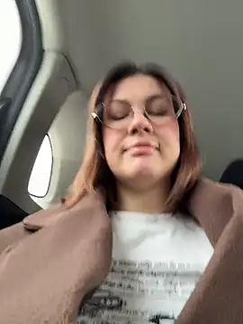 RinaCat online show from April 8, 2026, 5:51 am