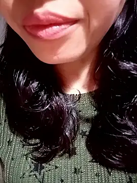 Hana love20 online show from November 5, 2025, 5:40 am