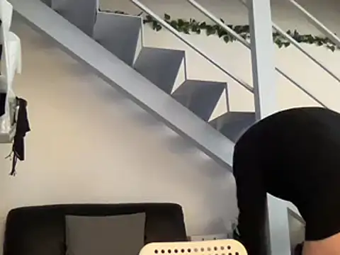 EroticVenetian online show from March 14, 2025, 8:32 am