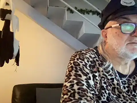 EroticVenetian online show from March 14, 2025, 3:36 pm