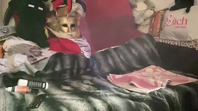 EroticVenetian online show from October 27, 2025, 8:07 am